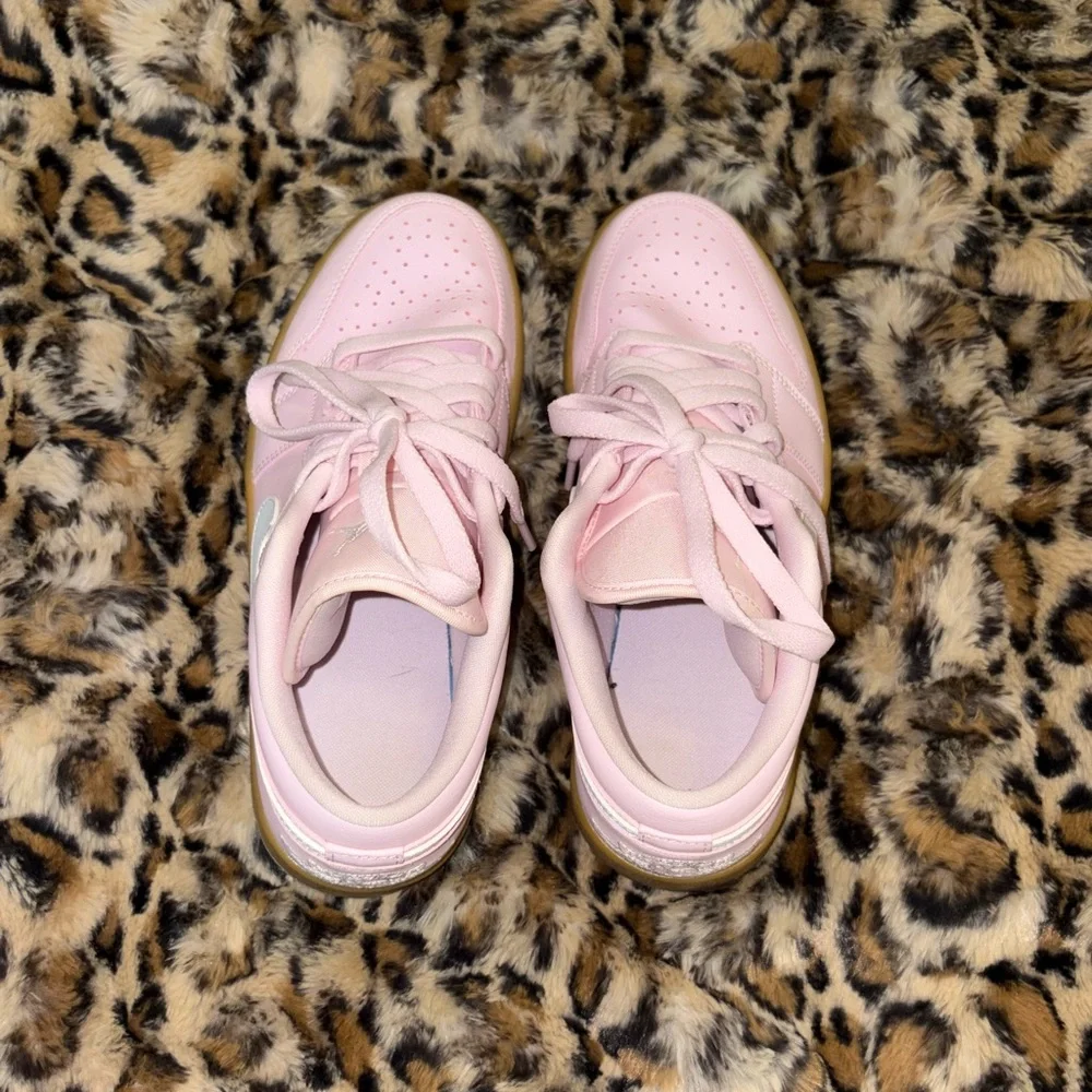 NIKE AIR JORDAN 1 LOWS! - Picture 6 of 8